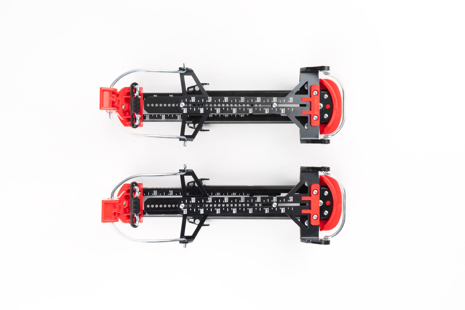 Top view of the Tjava Randi alpine ski touring adapter.